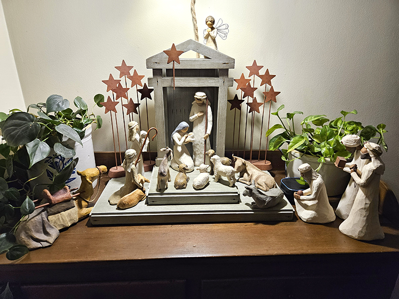 Willow Tree Nativity Set & houseplants