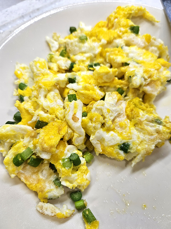 scrambled eggs and garlic scapes - June 2024 Part 1 Update