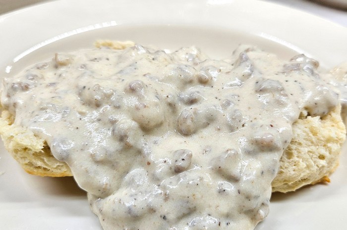 Simple Biscuits And Gravy – A True Comfort Meal!