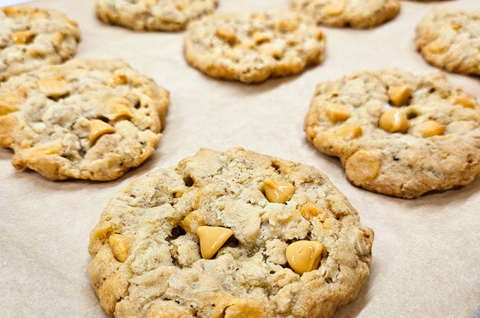 Butterscotch Oatmeal Cookies – Chewy With Caramel-Like Flavors