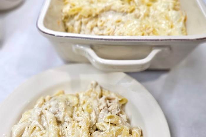 Chicken Alfredo Penne Bake – A Cheesy Baked Pasta Dish