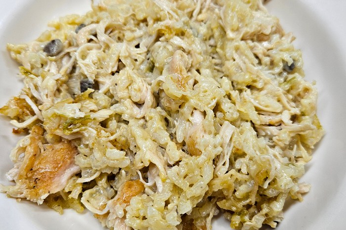 Easy Chicken Rice Casserole – A One-Dish Comforting Meal