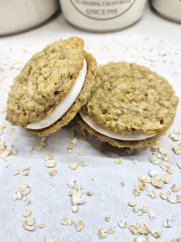 Oatmeal cream pies - Christmas Goodies
