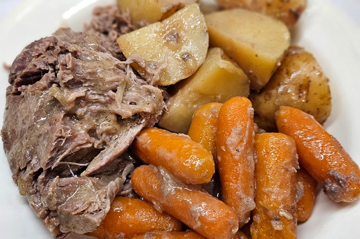 Creamy Slow Cooker Pot Roast – A Hearty Meal For Busy Days