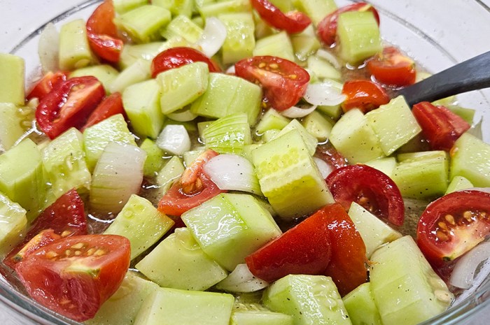 Simple Tomato, Cucumber, And Onion Salad Recipe