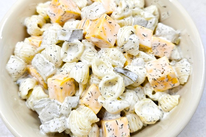 Dill Pickle Pasta Salad – Perfect For All Those Pickle Lovers!