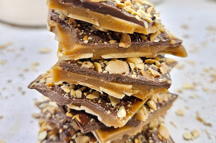 Old Fashioned English Toffee – A Rich And Creamy Hard Candy