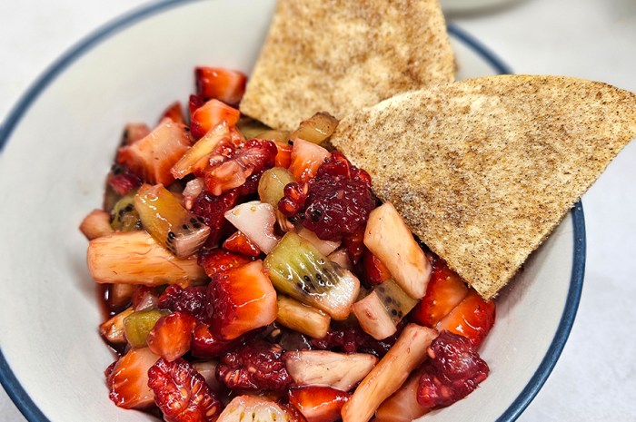Refreshing Fruit Salsa And Homemade Cinnamon Sugar Chips