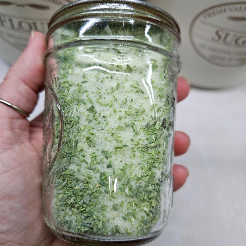 Coarse Garlic Scape Salt