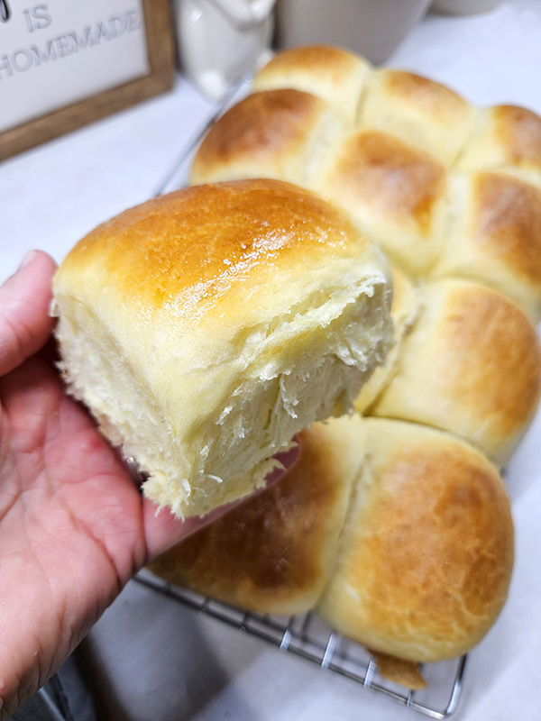homemade Hawaiian Rolls