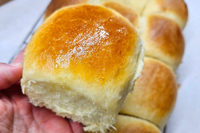Homemade Hawaiian Rolls With A Sweet Honey Glaze