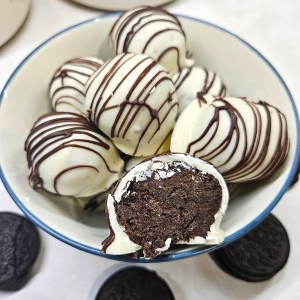 Oreo Balls (Truffles)