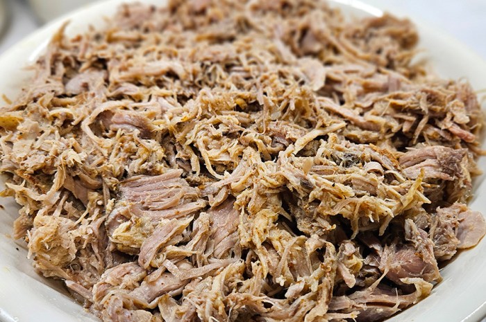 Slow Cooker Pulled Pork With Dry Rub Recipe