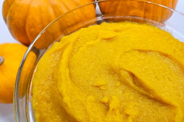 Homemade Pumpkin Puree – Easy To Make And Use Or Freeze