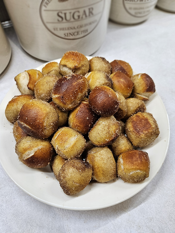 Cinnamon sugar sourdough discard pretzel bites
