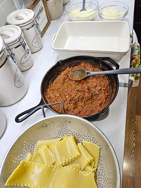 A line of ingredients for the Simple Weeknight Lasagna