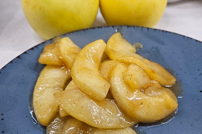 Skillet Cinnamon Apple Slices – A Delicious Side Dish Or Treat!