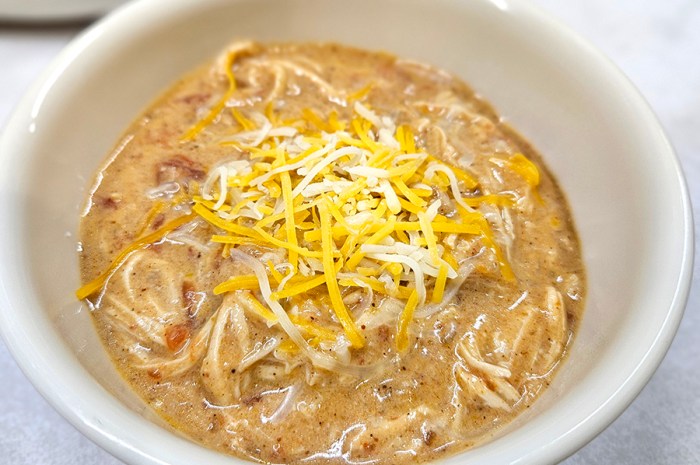 Shredded Taco Salsa Chicken – An Easy Slow Cooker Meal