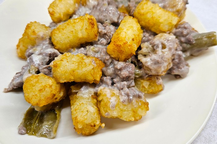 5 Ingredient Tater Tot Casserole – A Classic Midwestern Hot Dish