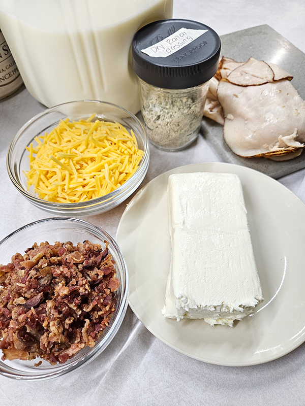 The ingredients for Turkey Bacon Ranch Pinwheels