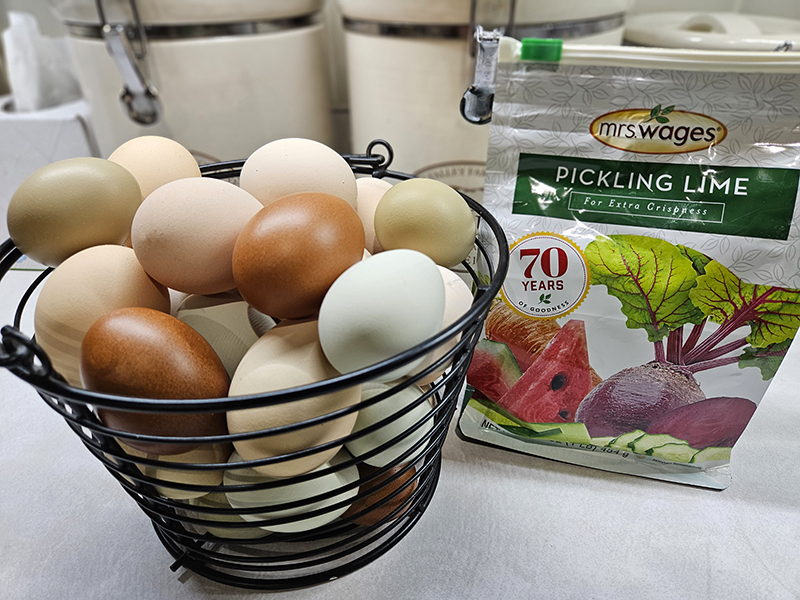 Food-grade pickling lime and eggs
