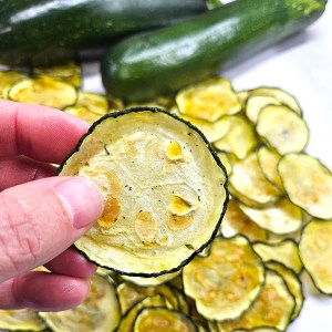 Crunchy Dehydrated Zucchini Chips